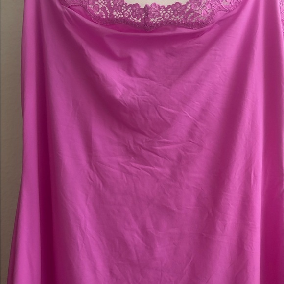 SKIMS FITS EVERYBODY LACE LONG SLIP DRESS | NEON ORCHID - Picture 4 of 5
